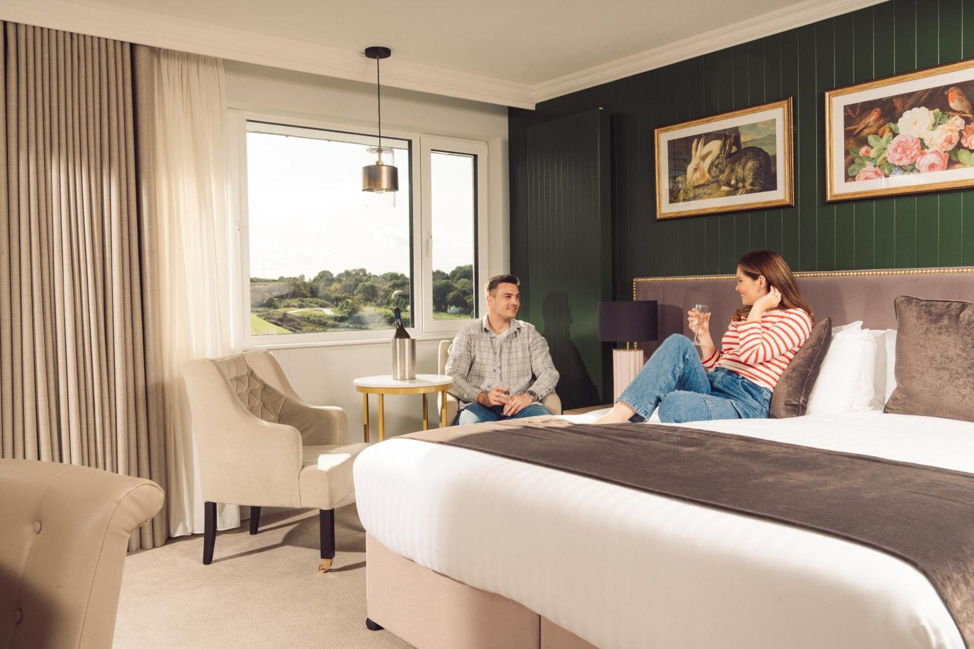 Ivanhoe Inn And Hotel เบลฟาสต์ ภายนอก รูปภาพ