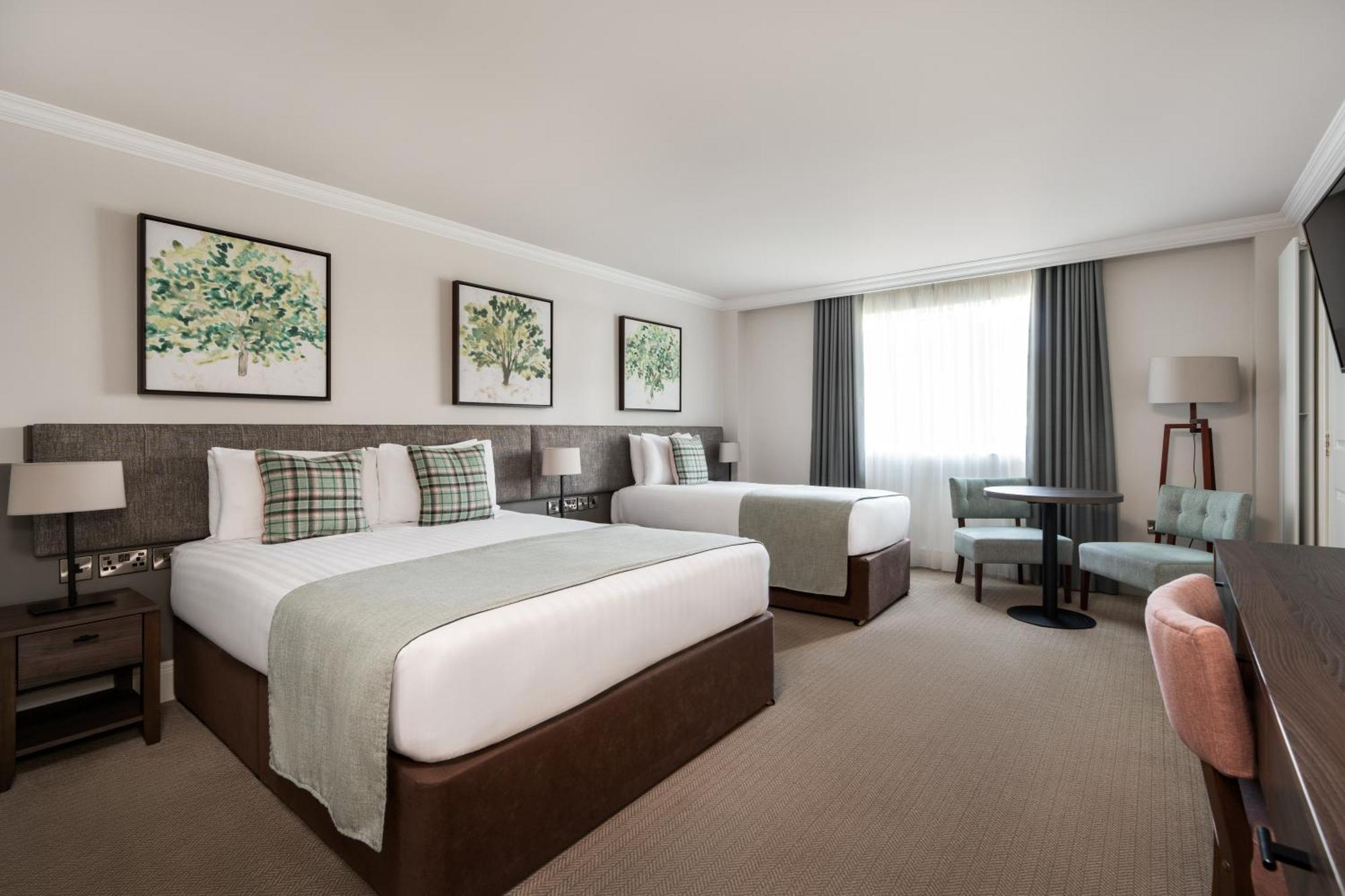 Ivanhoe Inn And Hotel เบลฟาสต์ ภายนอก รูปภาพ